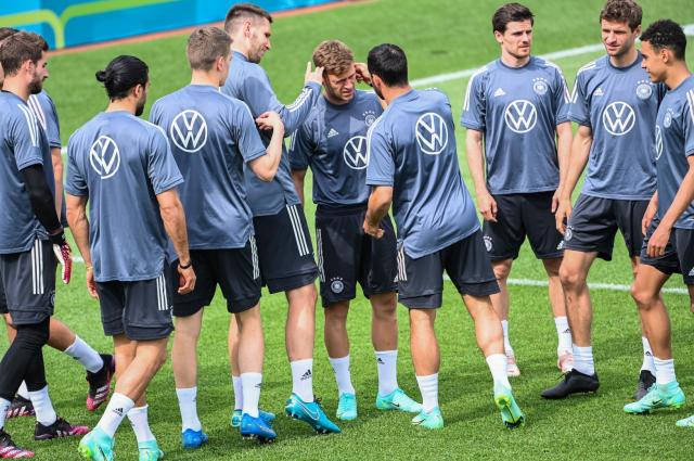 足球直播-【德国队观察】勒夫忙啥呢？激情四射怒练三大法宝！